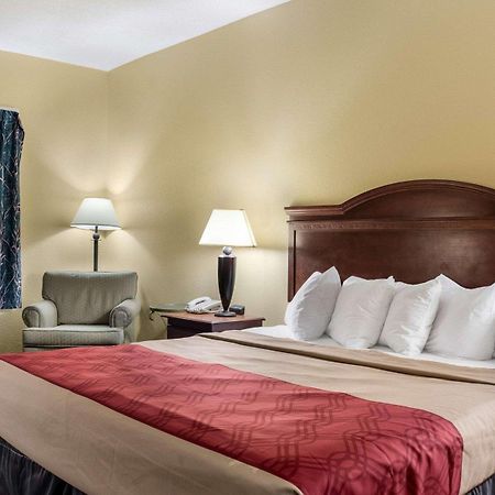 Econo Lodge By Choice Грийнвил Екстериор снимка